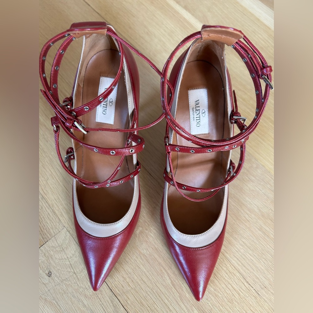 Valentino Garavani Grommet Studded Ankle Strap Heels in Scarlet Red & Cream EU40